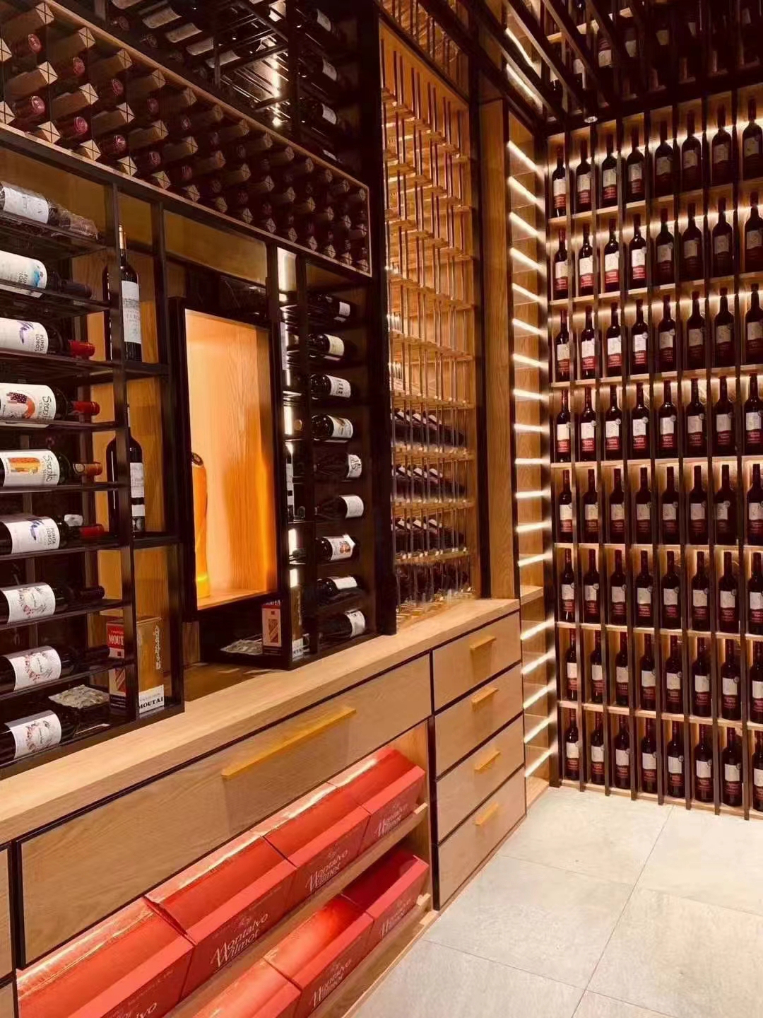 案例分享：定做现代酒庄小葡萄酒酒窖，增城区小酒窖葡萄酒酒庄厂商的专业解答